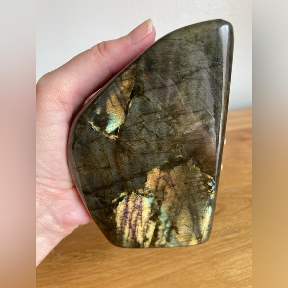 Labradorite - Picture 9 of 16